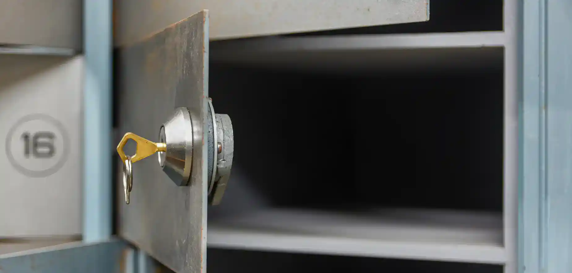 How to Move a Safe: The Right Way Explained