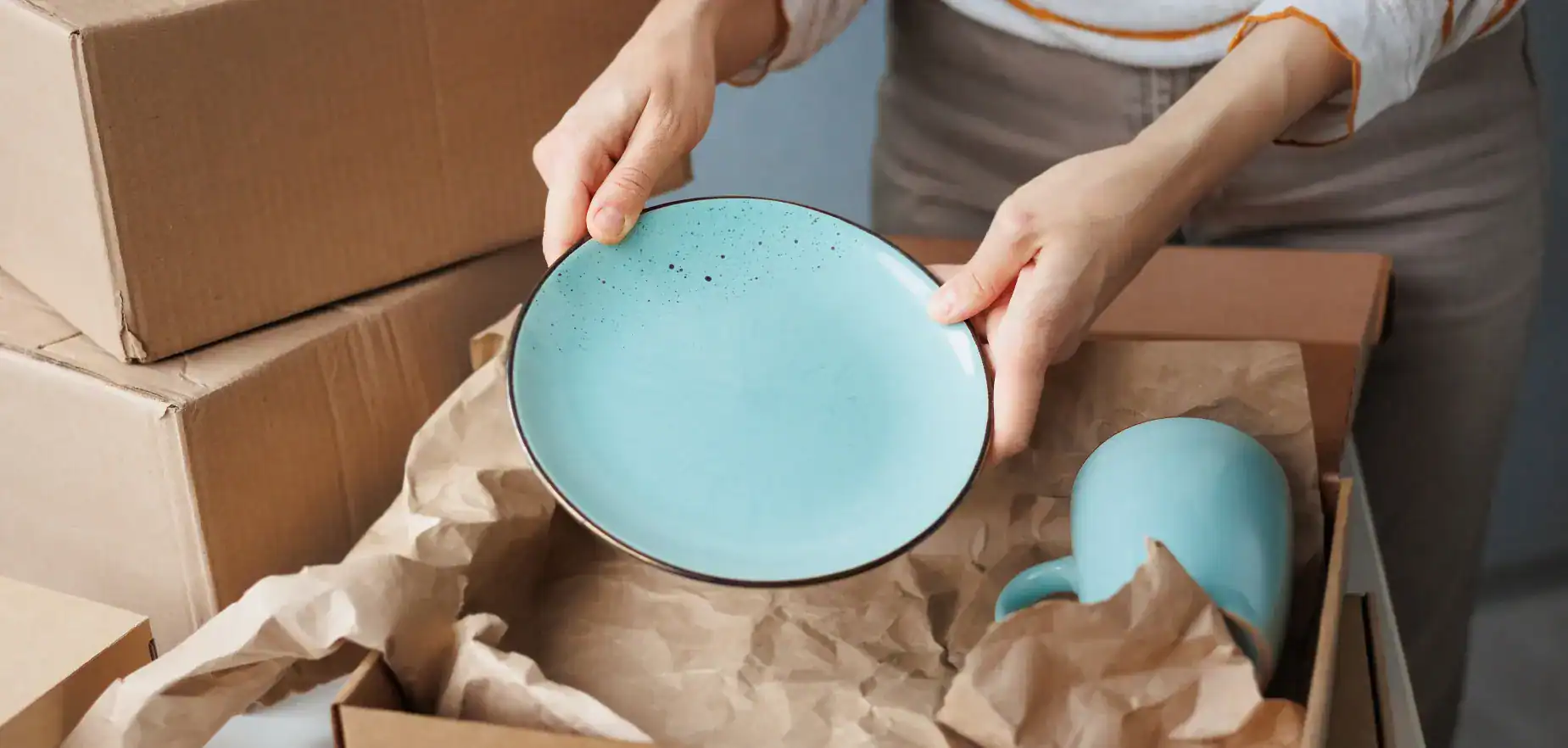 How to Pack Dishes for Moving Without Breaking Them